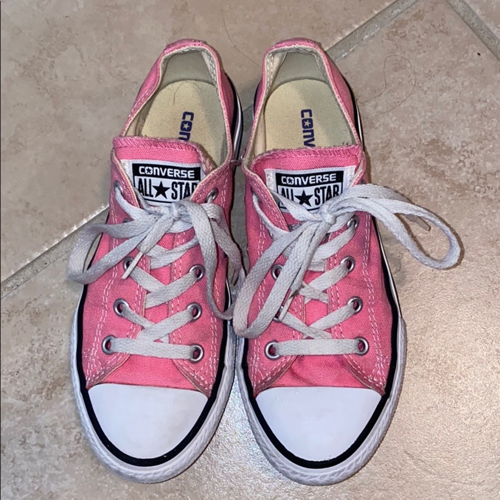 Pink Converse - Picture 2 of 4